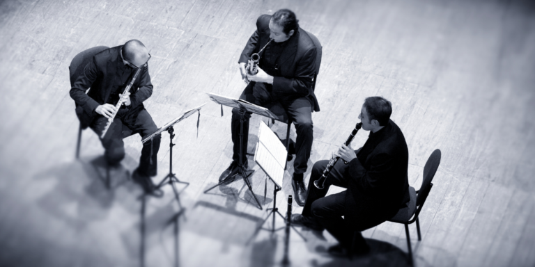 Travis J. Weller – Die „Concert Trios“ als pädagogisches Konzept für musikalische Vielfalt und soziale Entwicklung